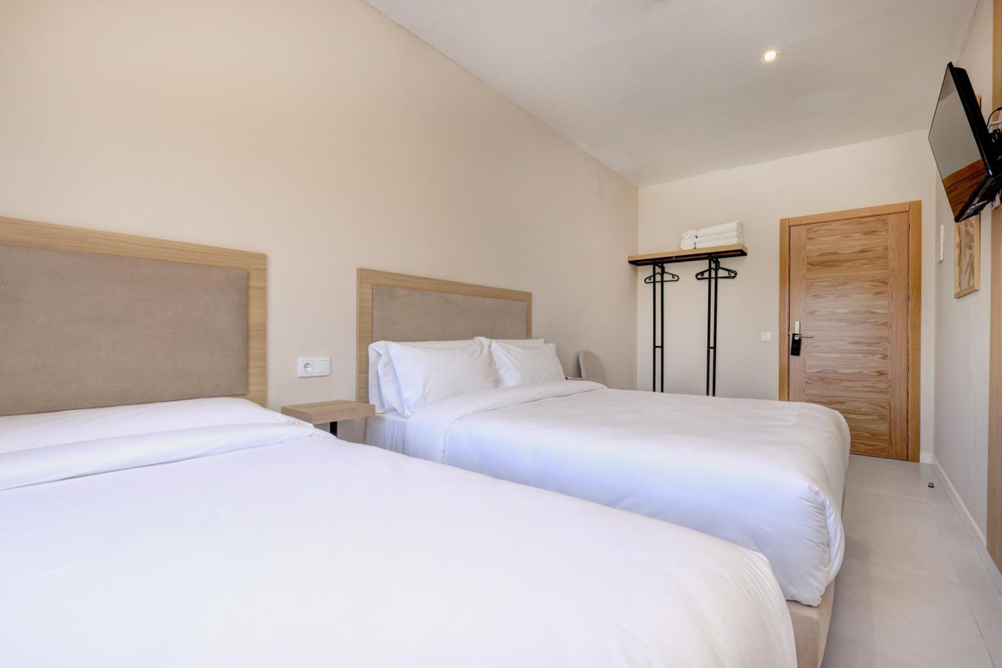 Hostal Puerta Almar Эстепона Экстерьер фото